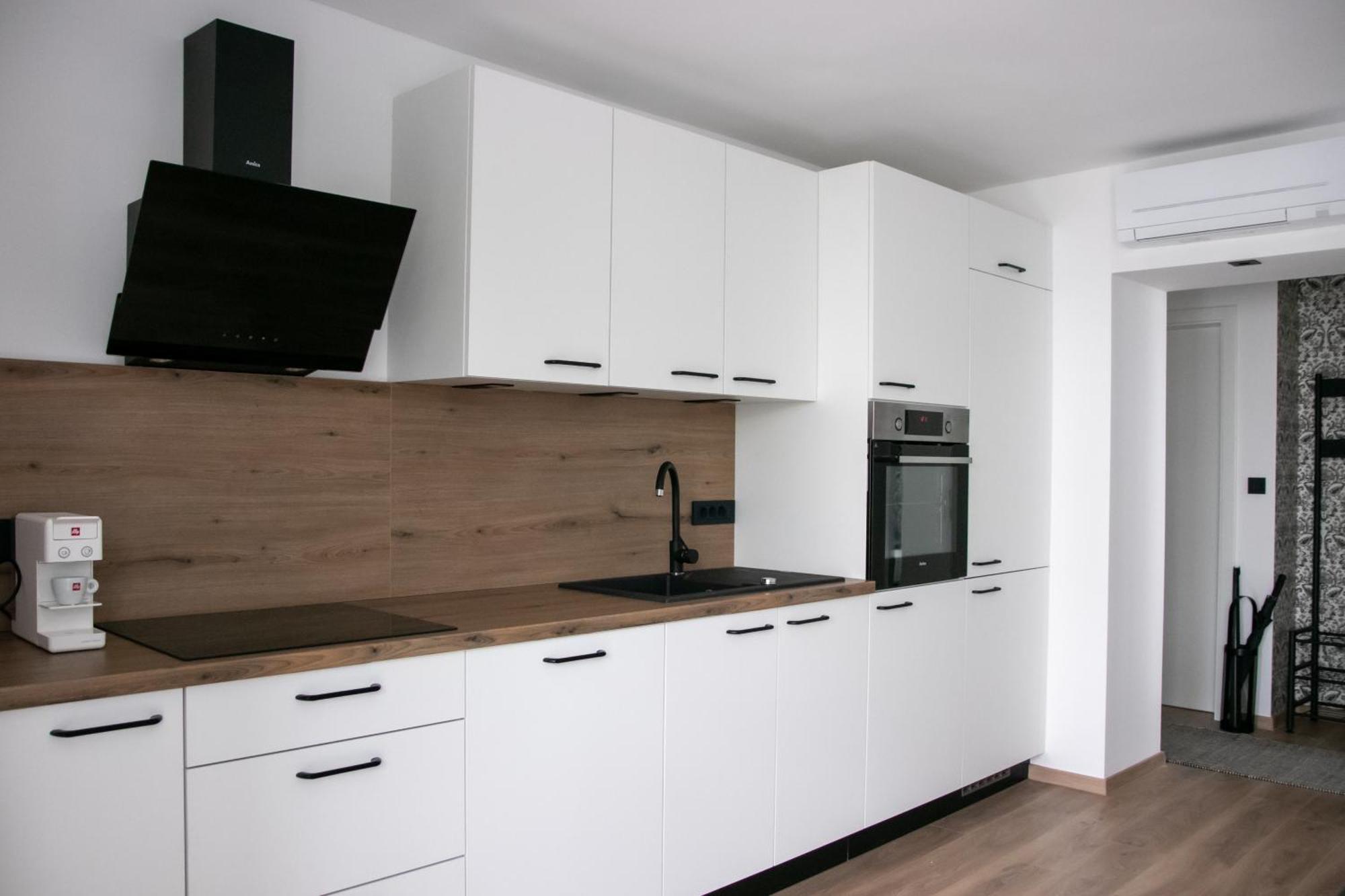 Residence Black&White Ljubljana Luaran gambar