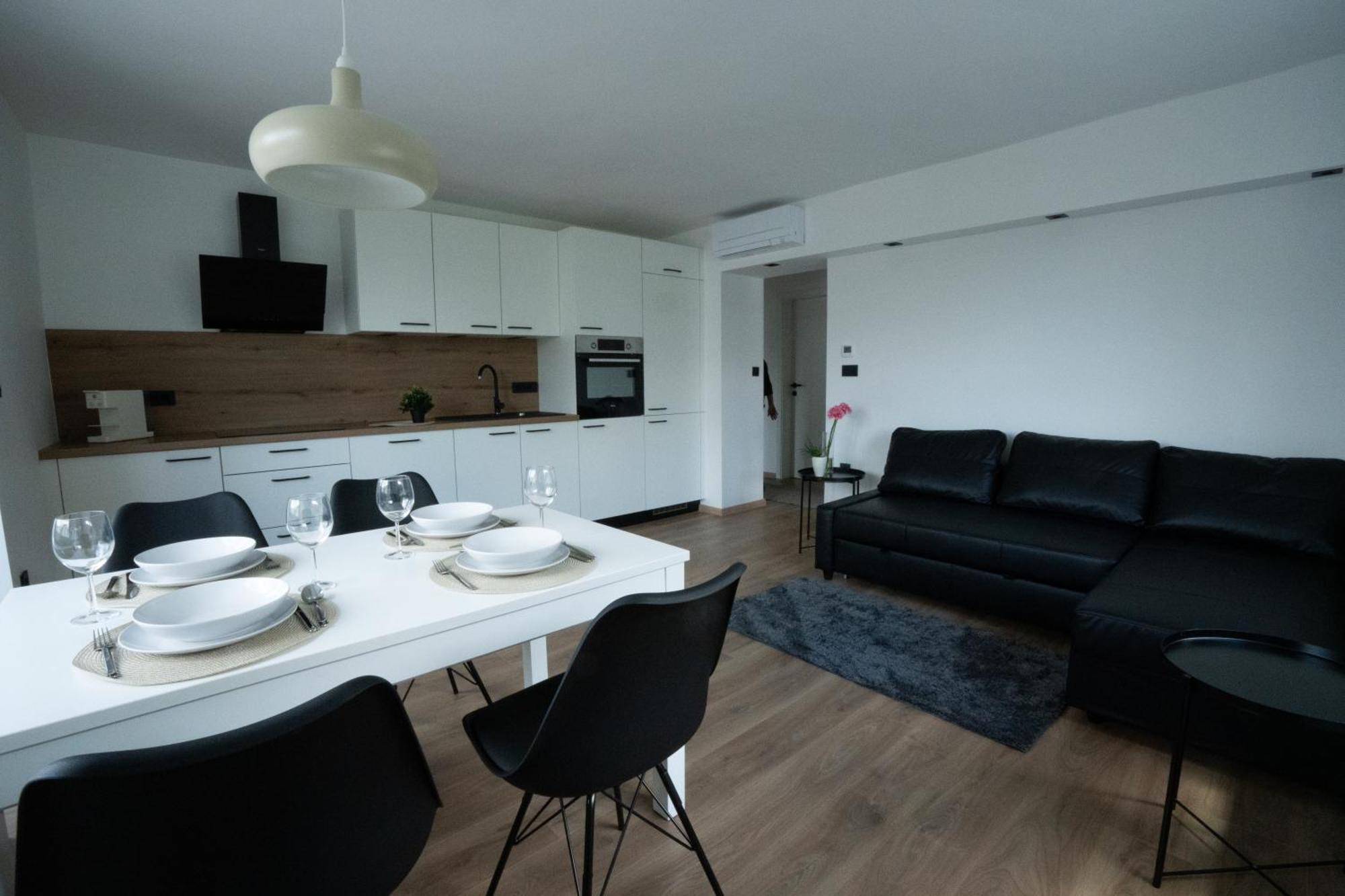 Residence Black&White Ljubljana Luaran gambar